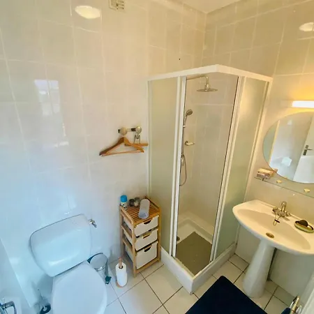 Peaceful By The Black Mountain Vakantiehuis *